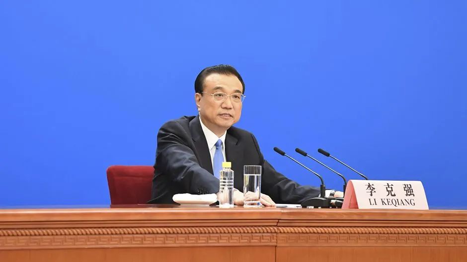 近两个小时，总理回答了这11个问题