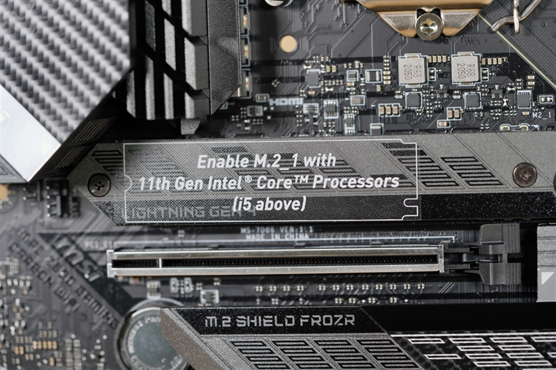 史上最猛的暗黑板！微星MPG Z590 GAMING CARBON WIFI主板评测