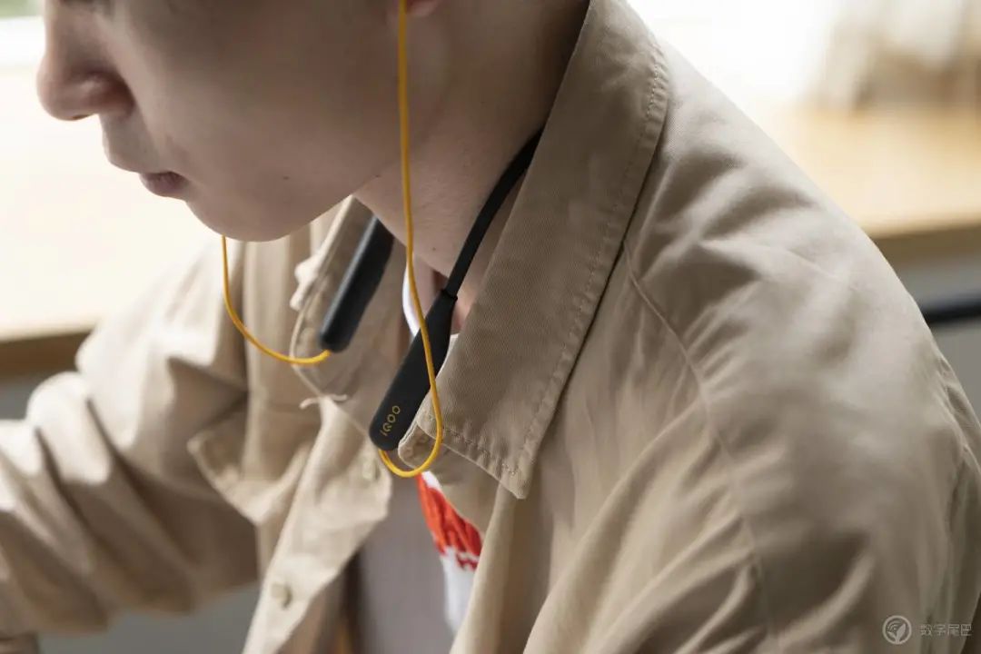 Vogue + naval vessel experiences Shuang Xinqi of electric contest IQOO Neo5