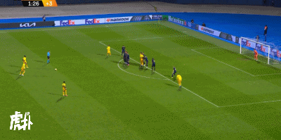 欧联：奥尔西奇帽子戏法，热刺总比分2-3迪纳摩