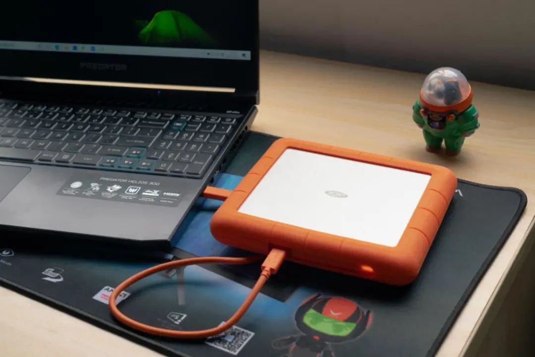 重视安全与速度，LaCie Rugged RAID Shuttle 8TB移动硬盘实测