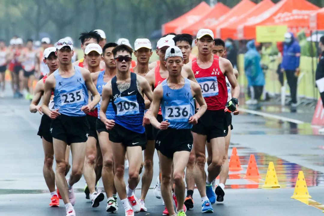 Countrywide walk tounament fires a shot to surpass! In pairs of rainbow of first days of Yang Jiayu Liu breaks world record, wang Kai China breaks countrywide record
