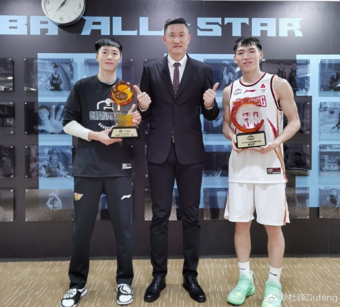 Love general! Du Feng more rich dispatch congratulates Hu Mingxuan and Wu Qian