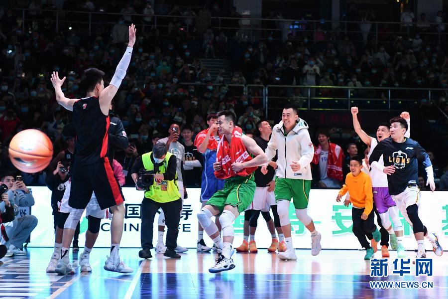 Complete star surpasses CBA: Zhang Zhenlin wins championship of the contest that buckle basket