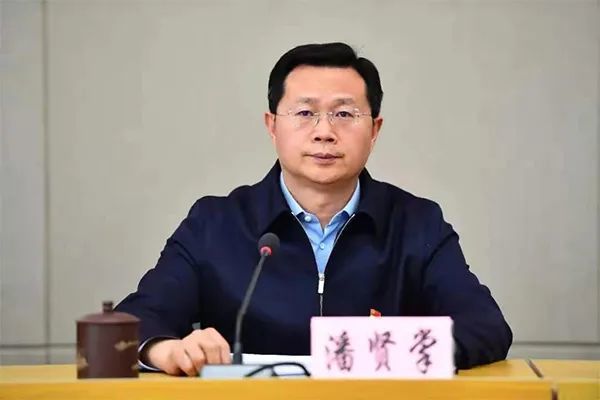 8名副省长同一天“官宣”履新，3人本省晋升，