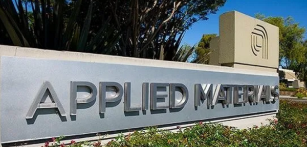 �ƹ��������й���ֹ�����뵼���ͷ���չ����Ƽ�ս�����°볡