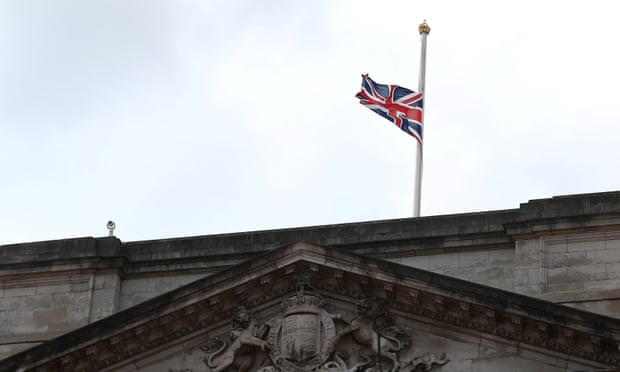 99歲菲利普親王去世：王的男人走了，這一次，英國女王的生日沒有他陪伴