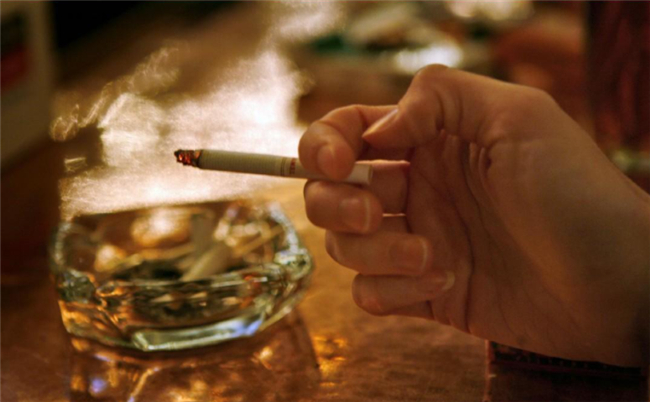 科普｜电子烟患肺癌风险小？9个有关吸烟的谣言不要再传了
