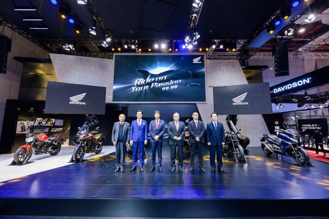 Honda上海車展發佈新款cb1000r Cm 1100 Nss 750 摩托車雜誌 Mdeditor