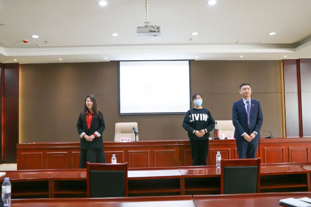济南新材料产业园区举办公务礼仪专题培训