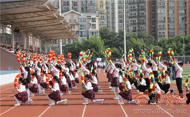 西安市未央区范家村小学怎么样?田径运动会(图15)