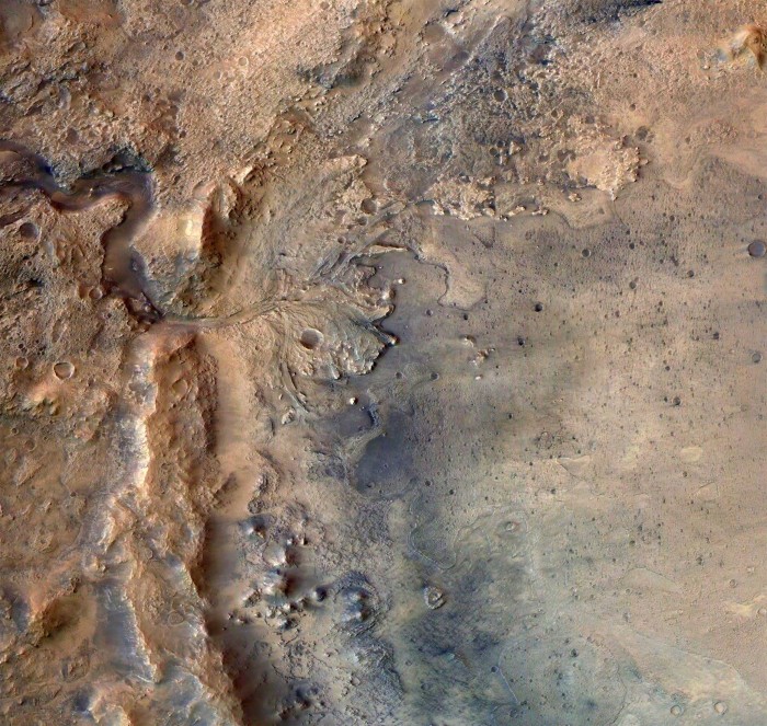研究发现一些具有海洋价值的远古水可能封存于火星表面下
