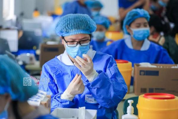 新冠疫苗6月要收费？泸州市卫健委回复：假