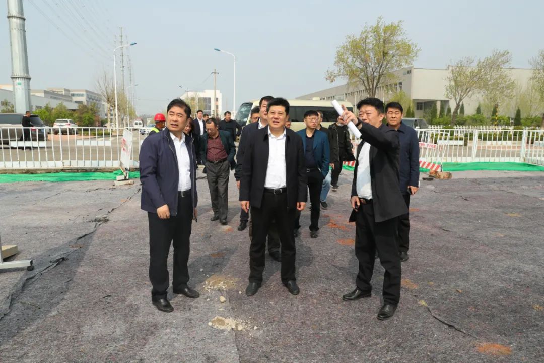 济南新材料产业园区加强软硬环境建设，实现营商环境新优化