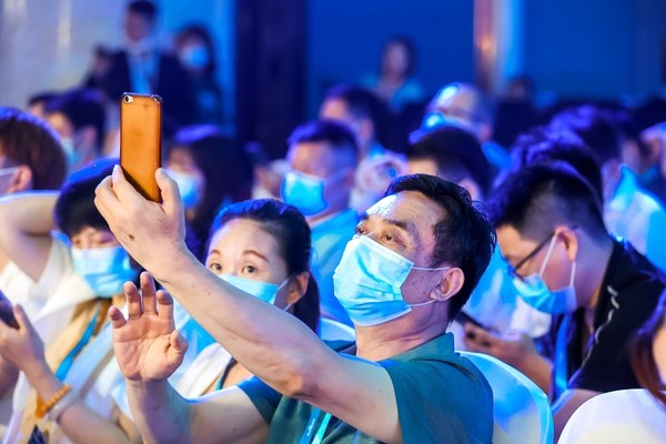 AI赋能企业营销，爱番番精彩亮相百度城市大会武汉站