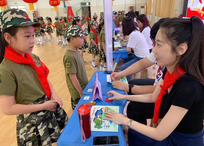济南市辅仁学校小学段一年级组织红色乐考(图18)