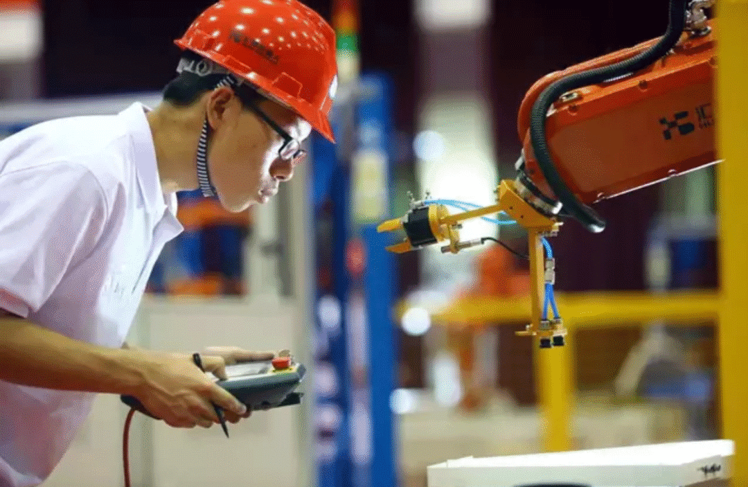 “工匠精神”这五年：为什么专业技术职业教育才是中国制造业的出路？
