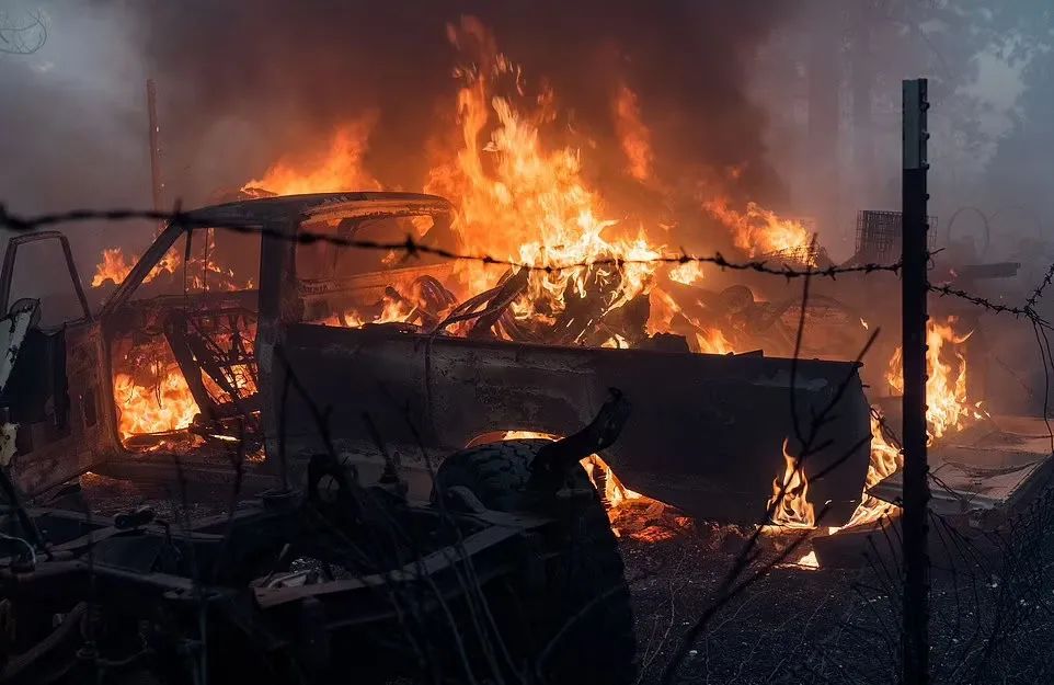 快撤！美国“末日山火”失控