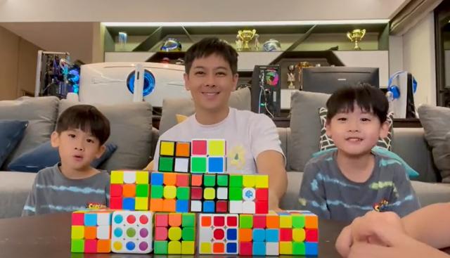 46岁林志颖晒孩子居家玩耍照，双胞胎儿子白净可爱，豪宅意外曝光