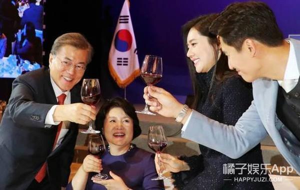 于晓光出轨引发中韩网友集体热议，邻里关系好到坐大腿？就离谱-第42张图片-大千世界
