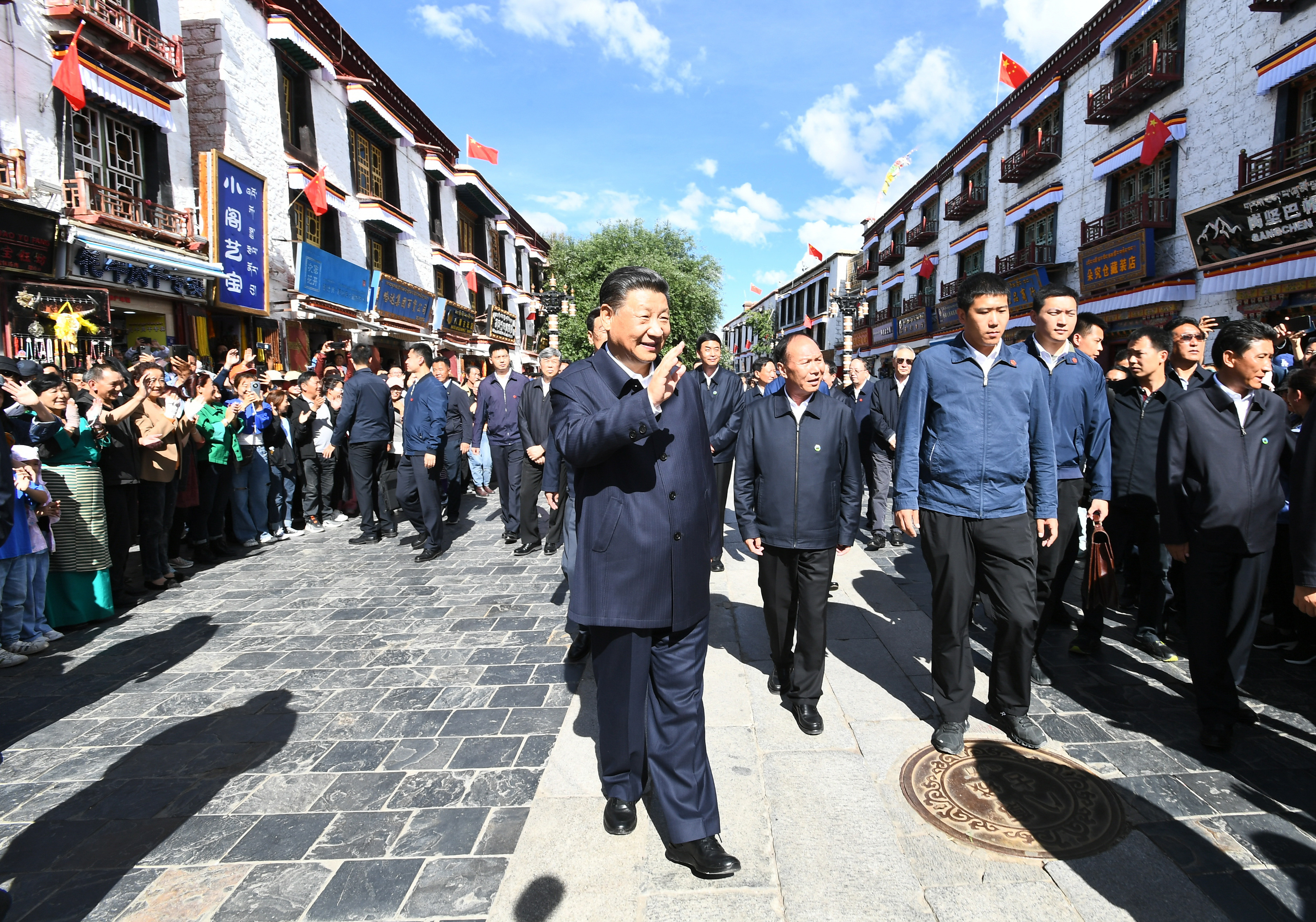 这在党和国家历史上是第一次