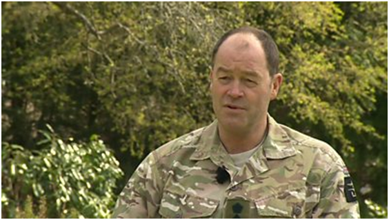 Ӣ��ս��˾�˾�ʾ����չ������������ȴ���ж������ӣ����ѣ�Ӣ��С��