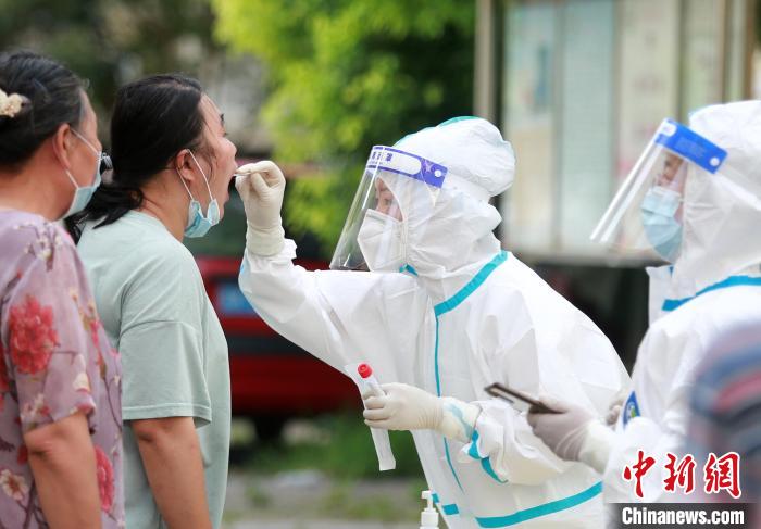 江苏扬州累计本土确诊126例 重症危重症患者各2例