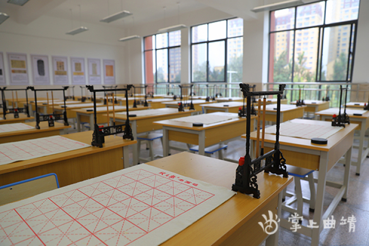 曲靖师范学院附属小学举行揭牌仪式(图5)