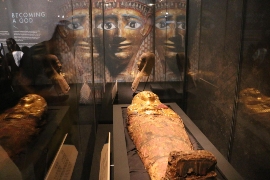 黄金木乃伊首次国内大规模展出，107件古埃及文物亮相中华世纪坛
