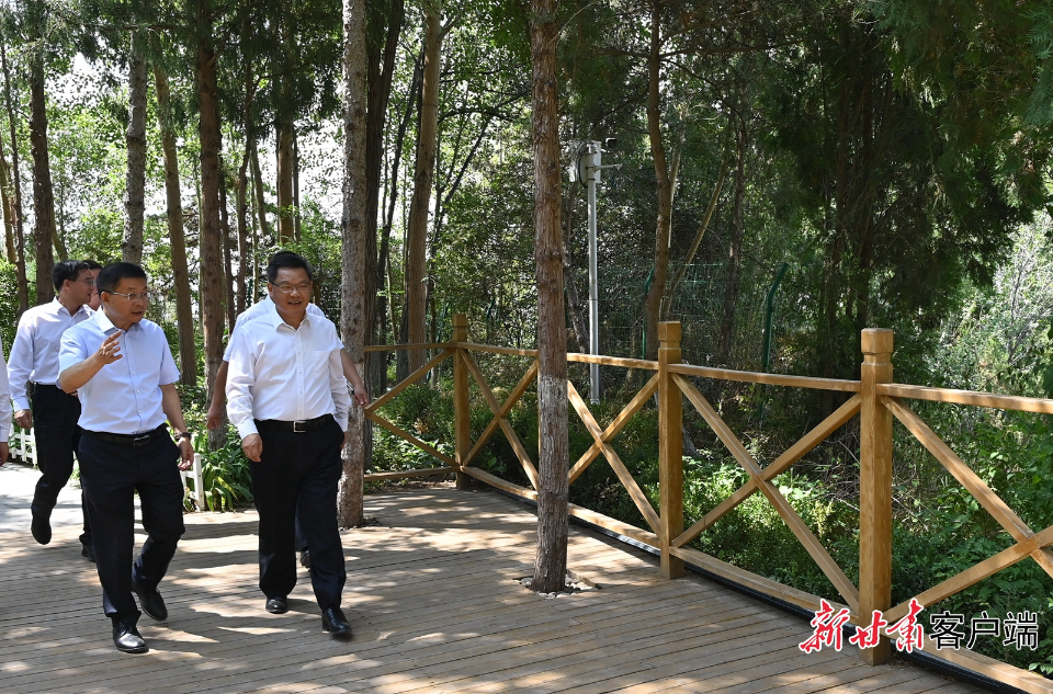 任振鹤在兰州市调研生态环境保护工作时强调:弘扬甘肃精神 绘就秀美山川 努力让绿水青山造福人民赋能发展