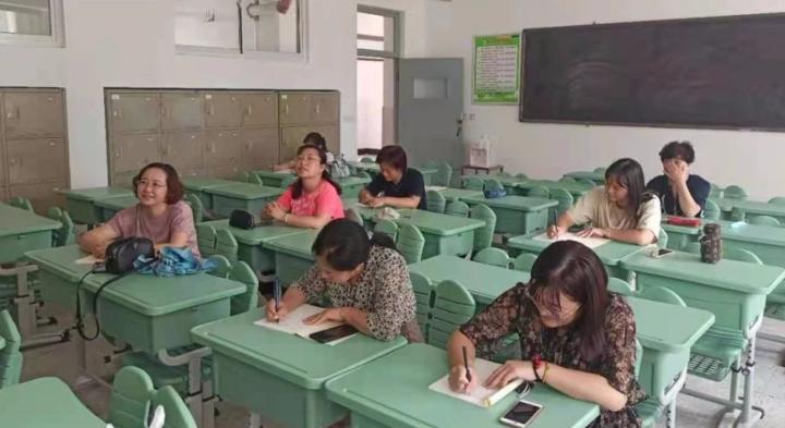 牟平育英藝術(shù)中學(xué)各學(xué)科教研組開展教研活動(dòng)(圖4) 牟平育英藝術(shù)中學(xué)各學(xué)科教研組開展教研活動(dòng)(圖4)