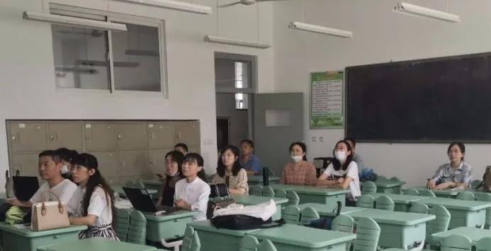 牟平育英藝術(shù)中學(xué)各學(xué)科教研組開展教研活動(dòng)(圖5) 牟平育英藝術(shù)中學(xué)各學(xué)科教研組開展教研活動(dòng)(圖5)