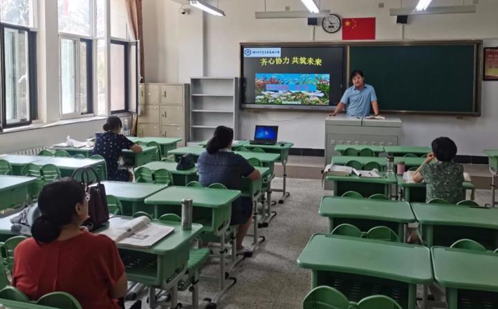 牟平育英藝術(shù)中學(xué)各學(xué)科教研組開展教研活動(dòng)(圖7) 牟平育英藝術(shù)中學(xué)各學(xué)科教研組開展教研活動(dòng)(圖7)