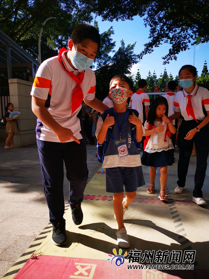 萌娃上线！福州部分小学迎来新生报到(图18)