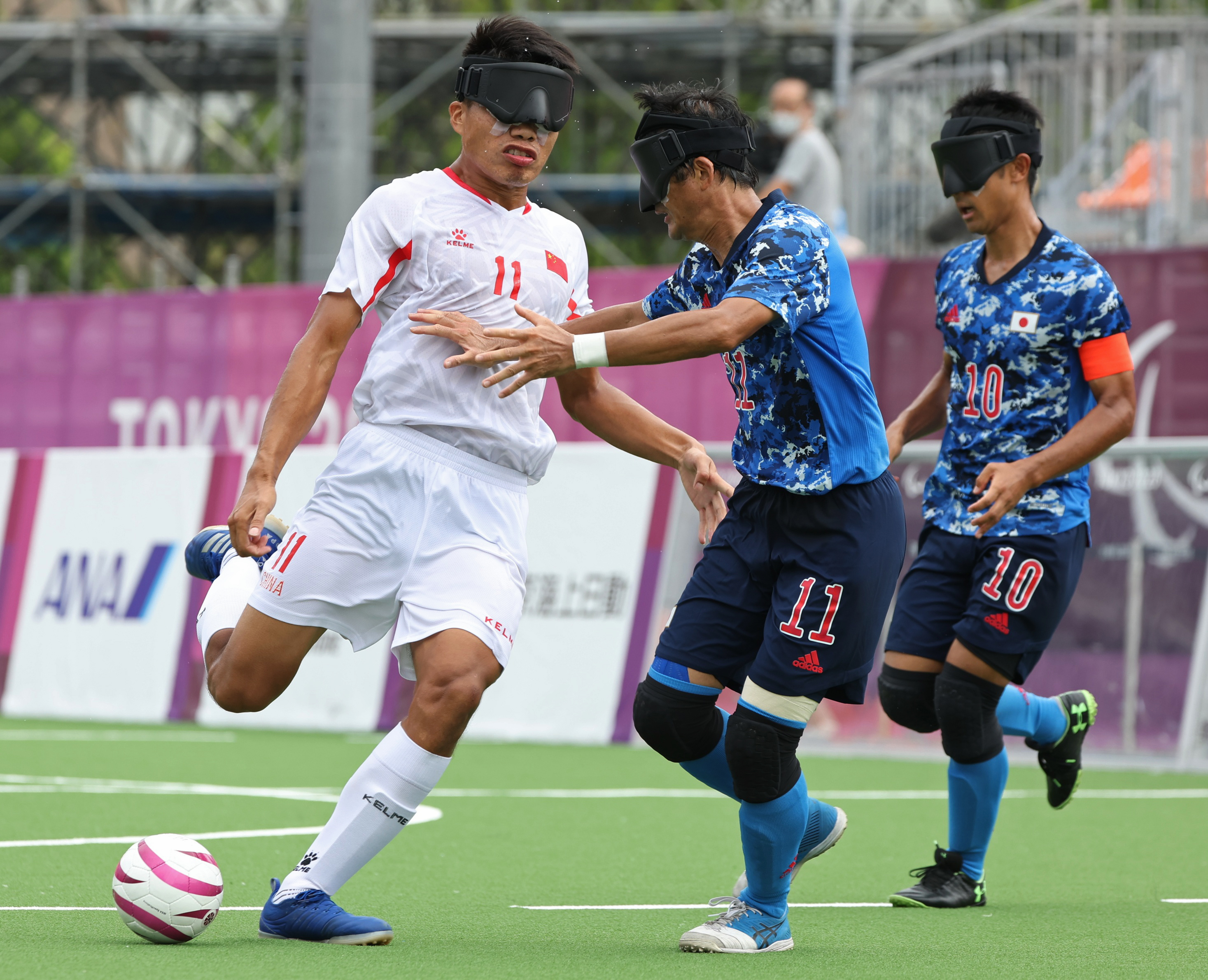 东京残奥会：中国盲人男足2-0战胜日本，晋级半决赛