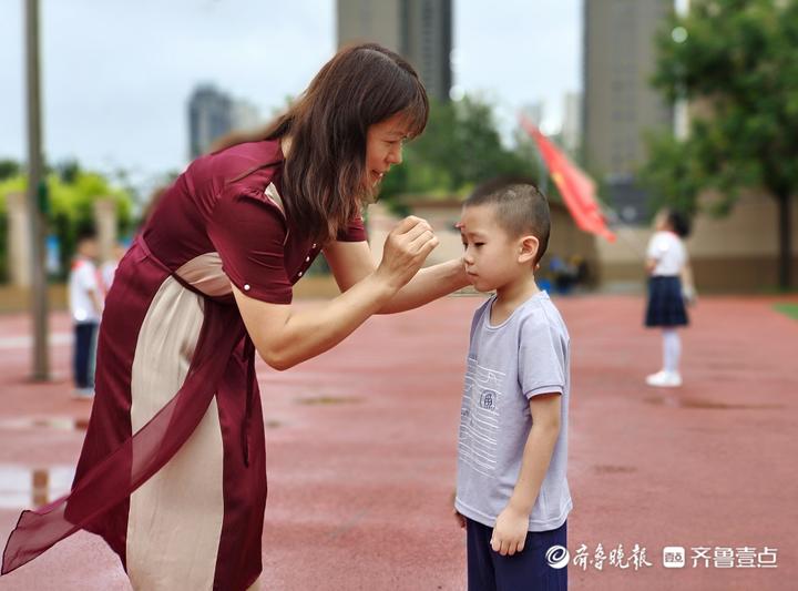 菏泽二十二中杏坛小学的开学典礼别开生面(图5)