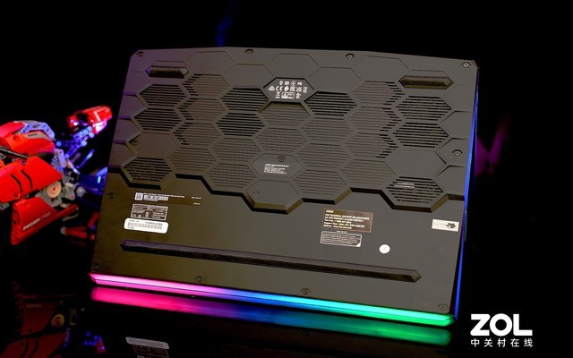 酷睿i9-11980HK+RTX 3080顶配！微星强袭GE76 Raider体验如何？