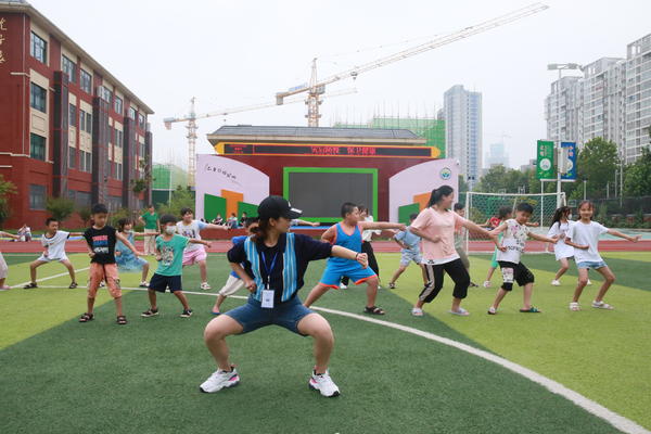 新鄉(xiāng)市紅旗區(qū)小學災后按期開學無懸念(圖2)