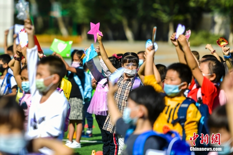 乌鲁木齐市第39小学为新生举办入学仪式(图4)