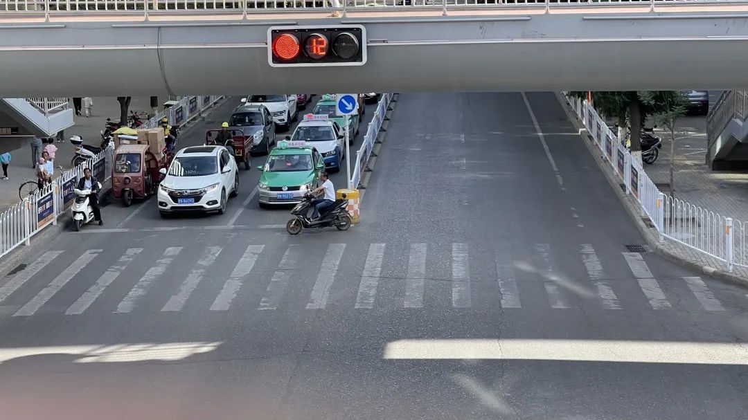 【交通安全整治进行时·曝光台】摒弃交通陋习 文明安全出行