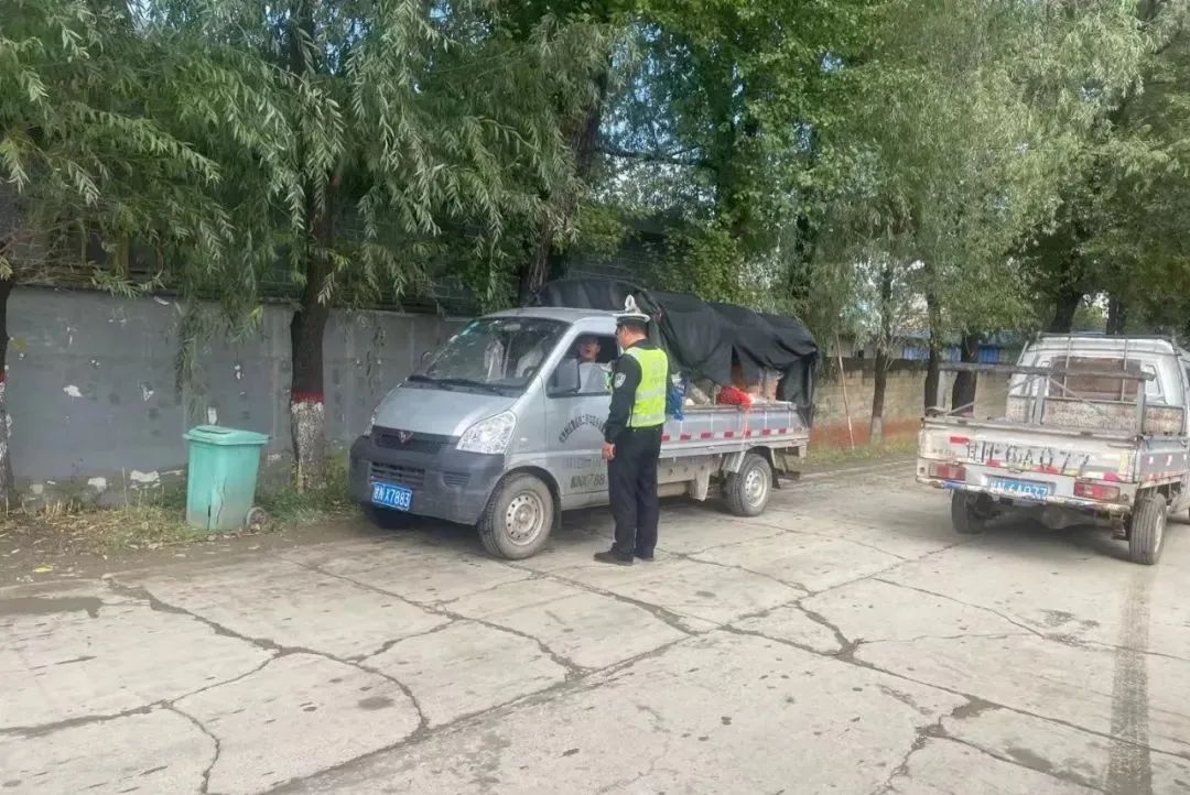 【强担当除隐患 防事故保安全】临夏公安交警多措并举筑牢节前道路交通安全防线