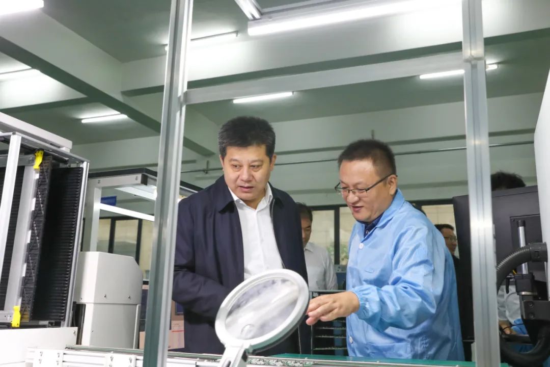 区委书记韩伟到济南新材料产业园区查看重点项目
