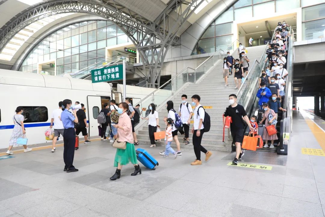 坐高鐵這么買票更省錢！