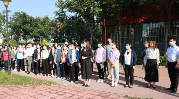 東昌府區(qū)奧森小學(xué)舉辦首屆“校園開放日”(圖1) 東昌府區(qū)奧森小學(xué)舉辦首屆“校園開放日”(圖1)