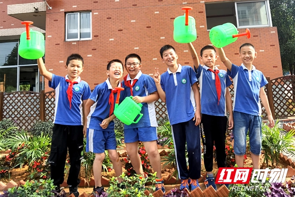 長沙南塘小學:在勞動中感受傳統(tǒng)工藝魅力(圖1)