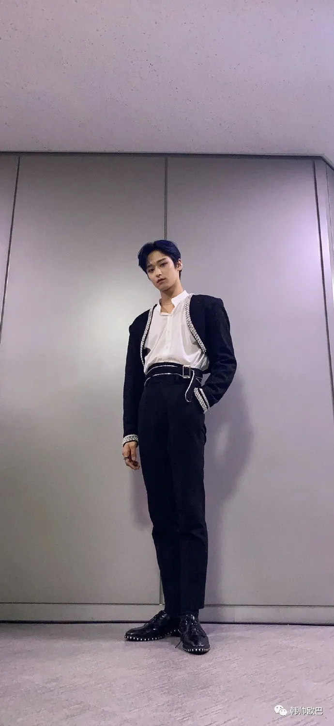 最近身材在网上备受好评的这位男团爱豆,真的是hot guy