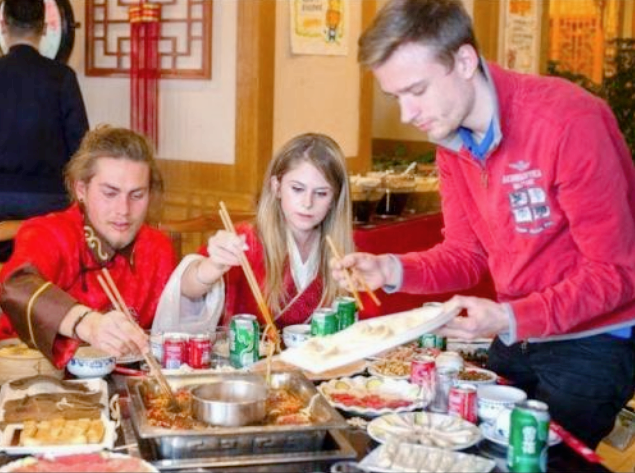 印度人：为什么美国那么发达，还有很多美国人