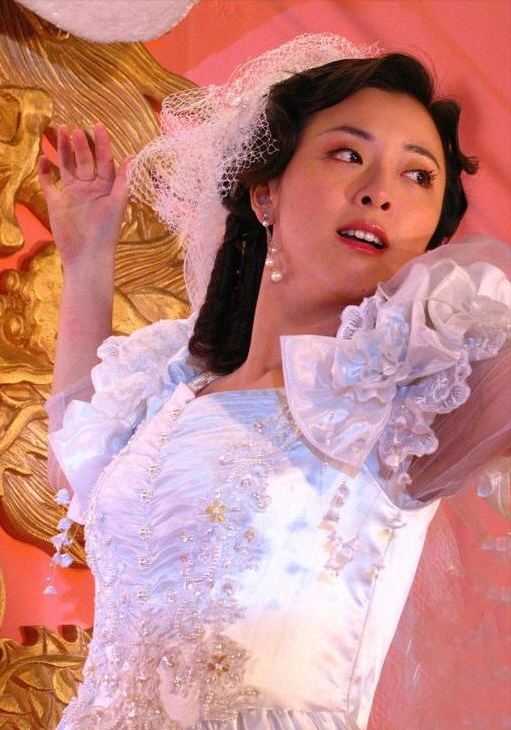“傻姑”黄小蕾：被杜淳追求，38天闪婚闪孕，被迪士尼封杀