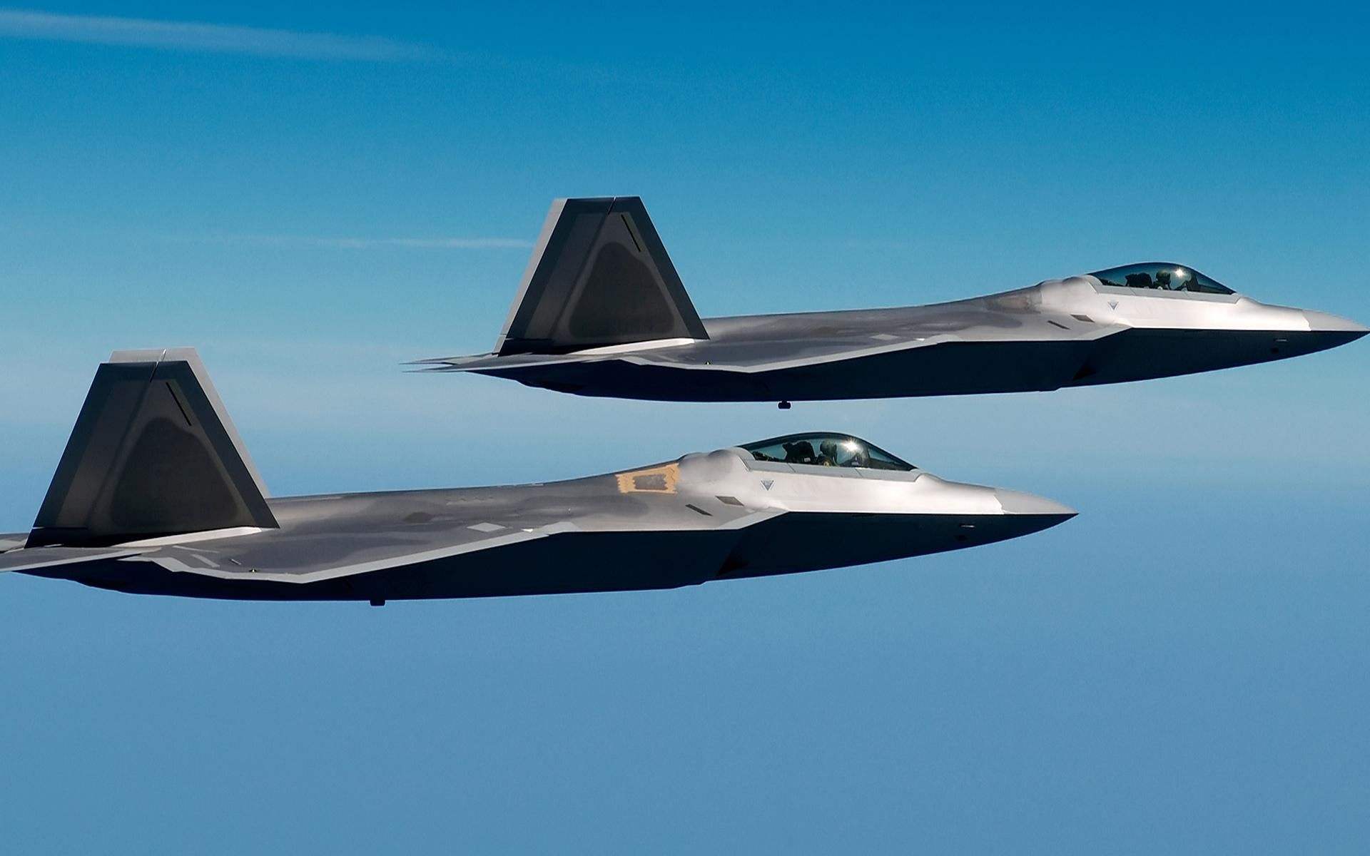神話破滅？F-22剛挑釁完委內瑞拉就墜毀一架，開啟“印度模式”？