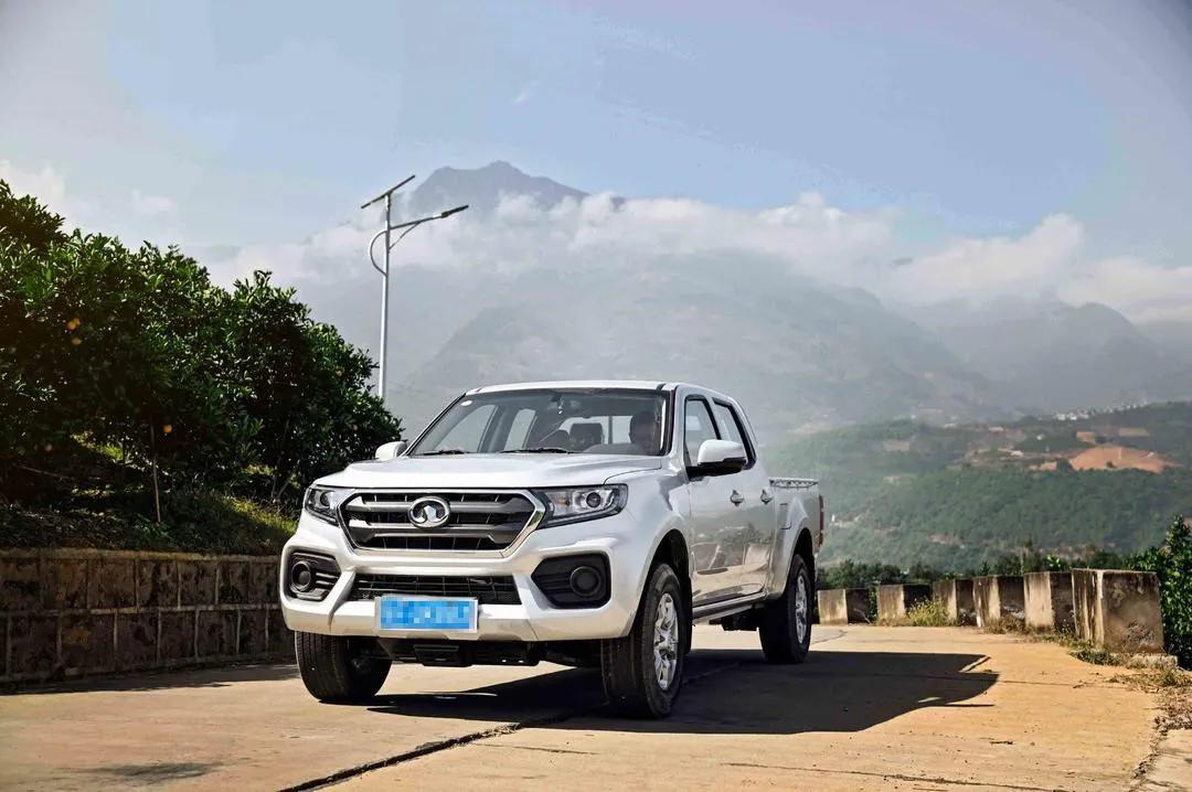 小伙在线分享创业经，风骏7强动力低油耗，致富宝藏车！